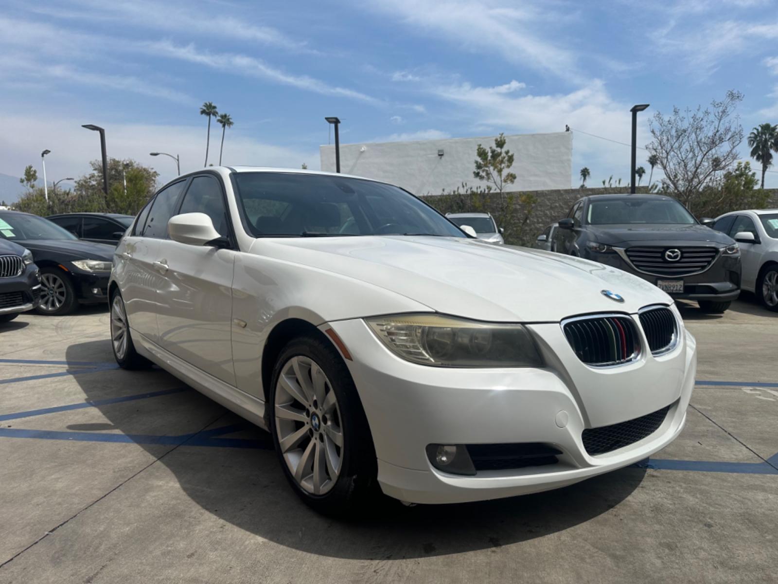 2011 White /Black BMW 3-Series 328i SA SULEV (WBAPH5G55BN) with an 3.0L L6 DOHC 24V engine, Automatic transmission, located at 30 S. Berkeley Avenue, Pasadena, CA, 91107, (626) 248-7567, 34.145447, -118.109398 - This BMW 328i Looks and drives good. It comes well equipped with leather seats, power seats, moon-roof, and a lot more. Bad credit? we can help! we are the bank. - Photo #7